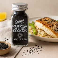 Sal en escamas con tinta de calamar - 80g